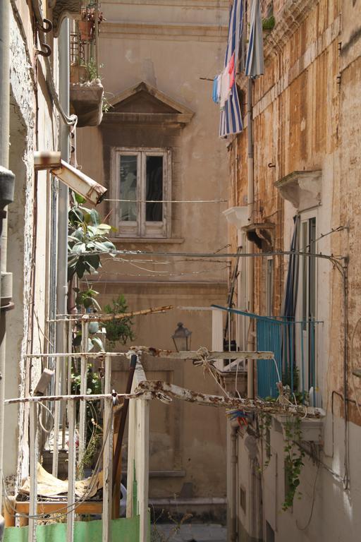Casa Vacanze Stella Maris Taranto Luaran gambar